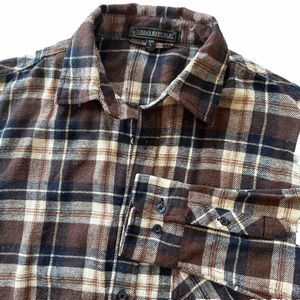 Urban‎ Republic Flannel Plaid Men’s L Long Sleeve Button Down Western Casual